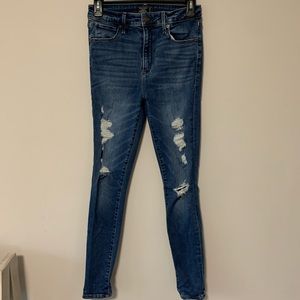 Abercrombie High-Rise Jeans